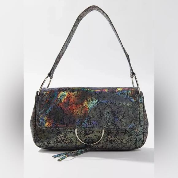 Urban Outfitters Remy Baguatte Soft Bag Essential Shoulder Bag Purse Metallic - Picture 1 of 8
